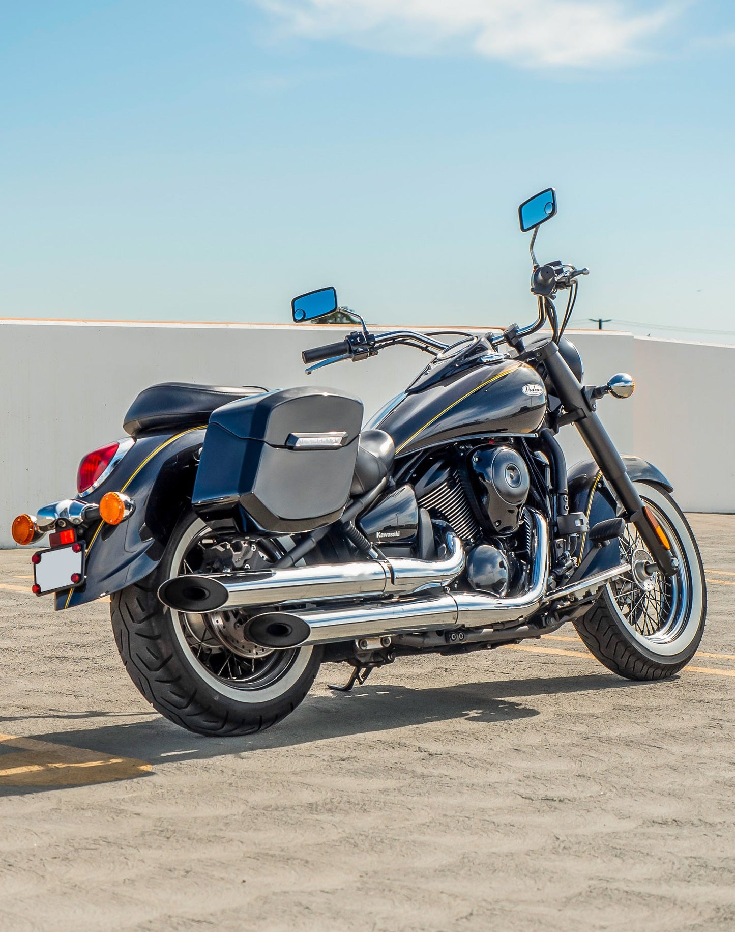 24L - Ironclad Quick-Mount Medium Kawasaki Vulcan 900 Classic VN900 Painted Hard Alforjas