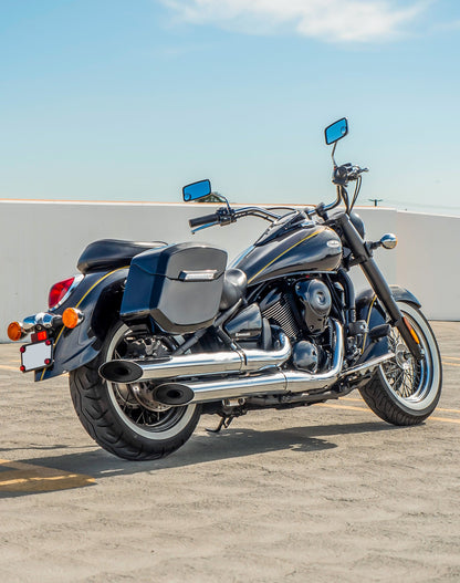 24L - Ironclad Quick-Mount Medium Kawasaki Vulcan 900 Classic VN900 Painted Hard Alforjas