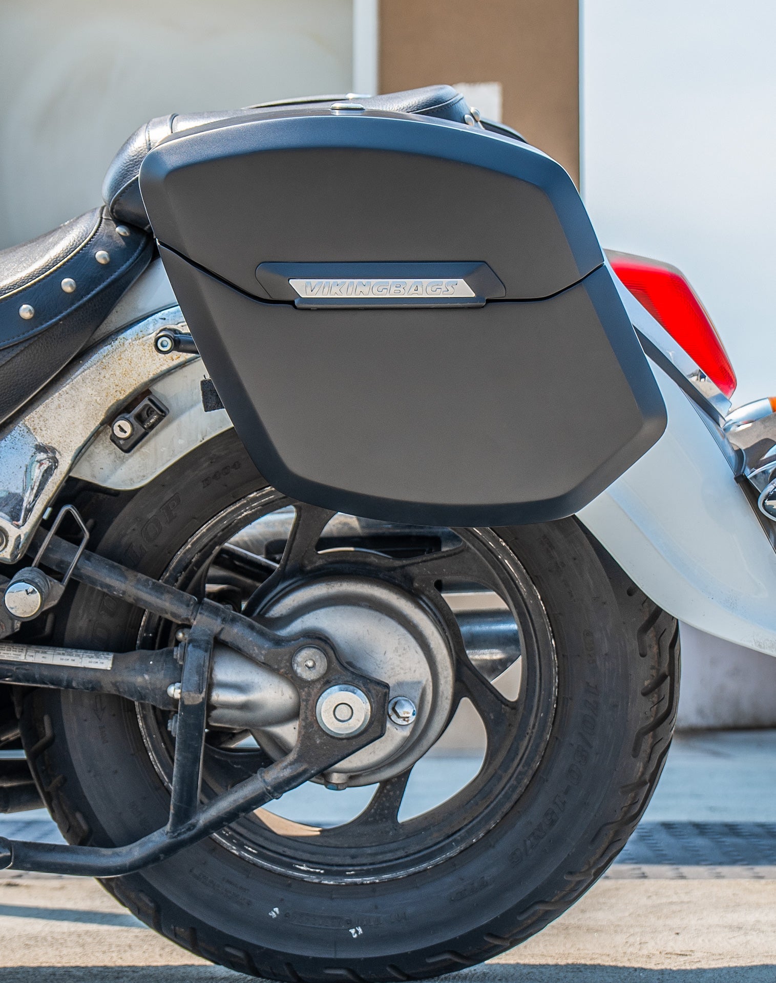 24L - Ironclad Quick-Mount Medium Suzuki Boulevard C50 VL800 Matte Hard Alforjas