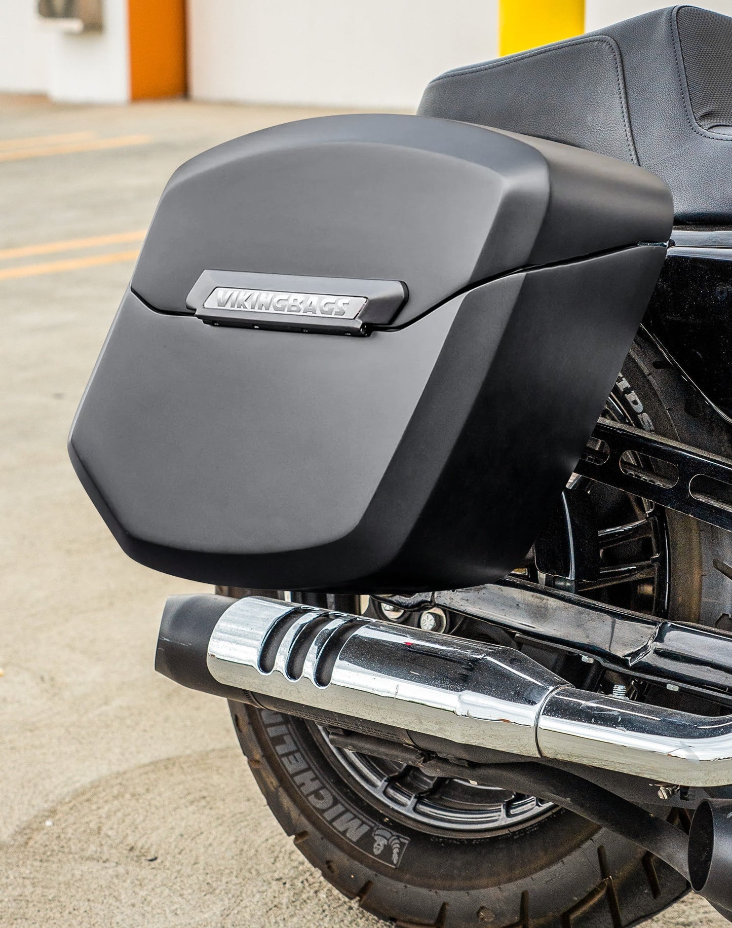 24L - Ironclad Quick-Mount Medium Harley Sportster Forty Eight 48 XL1200X Matte Hard Alforjas