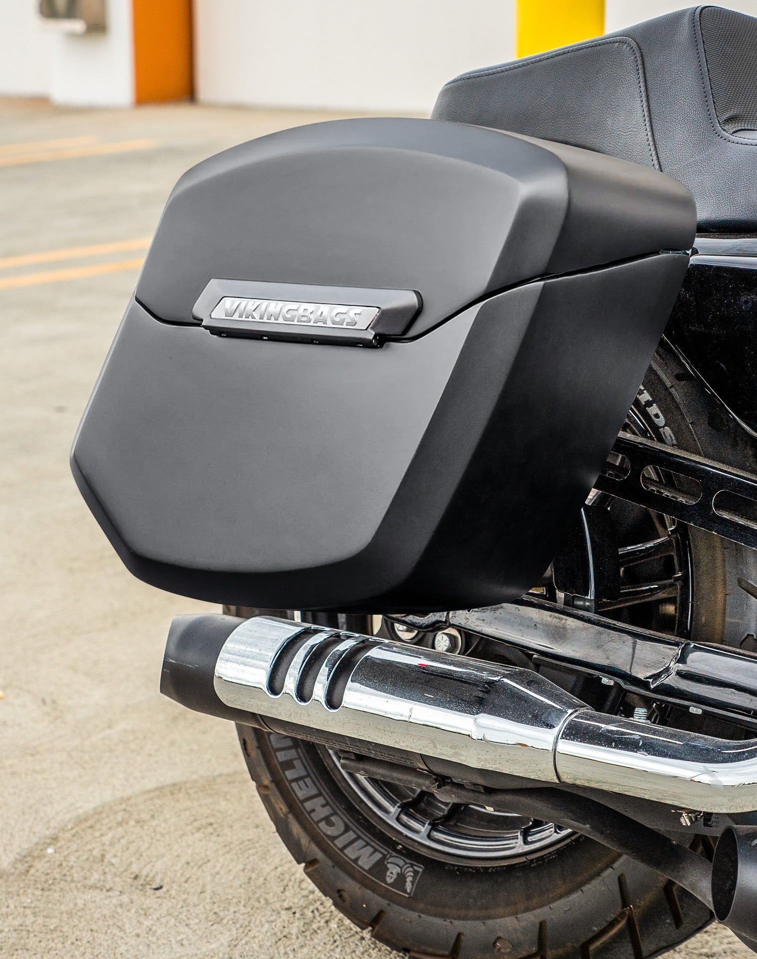 24L - Ironclad Quick-Mount Medium Harley Sportster Forty Eight 48 XL1200X Matte Hard Alforjas