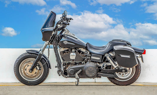 24L - Ironclad Quick-Mount Medium Harley Dyna Fat Bob FXDF Matte Hard Alforjas
