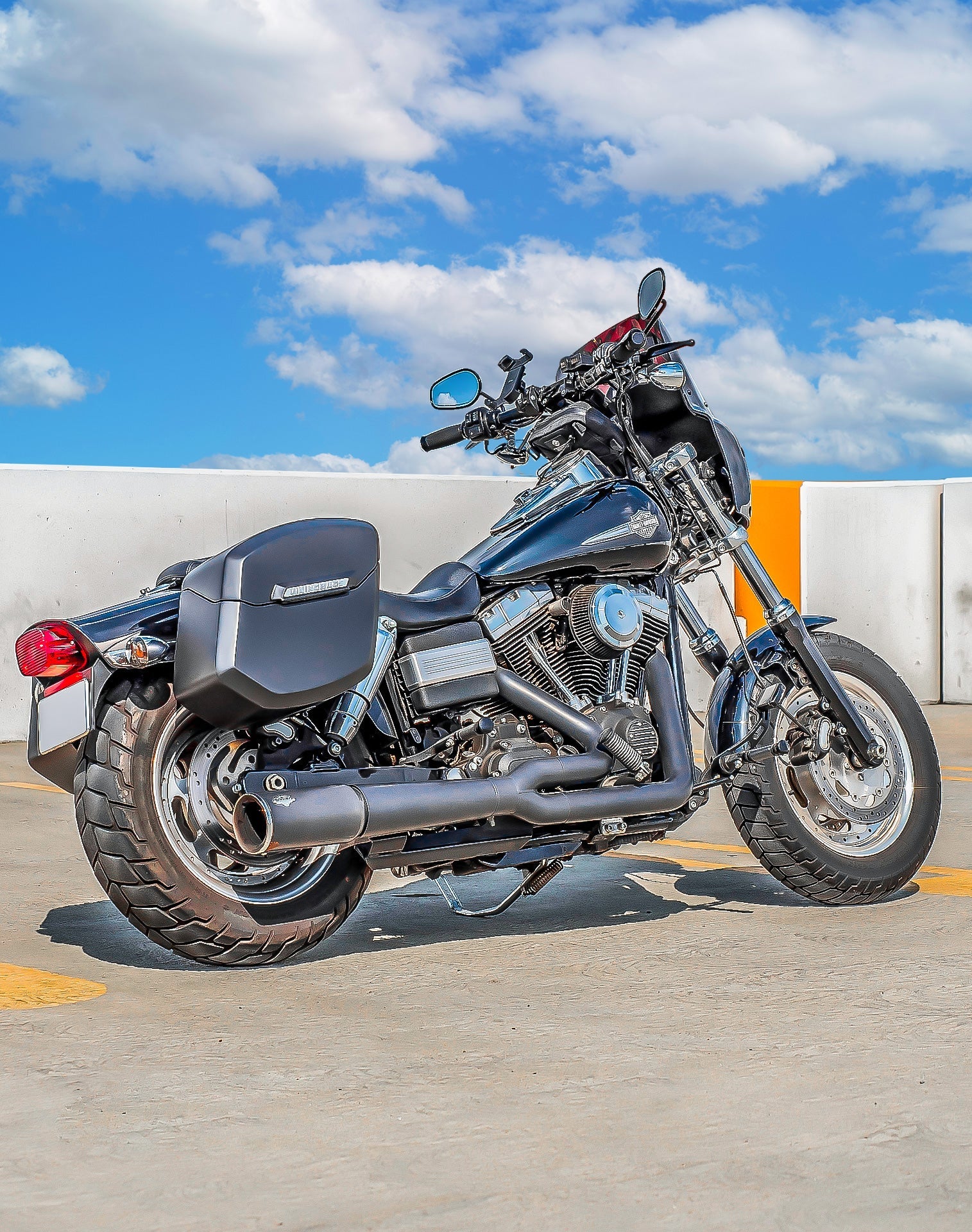 24L - Ironclad Quick-Mount Medium Harley Dyna Fat Bob FXDF Matte Hard Alforjas