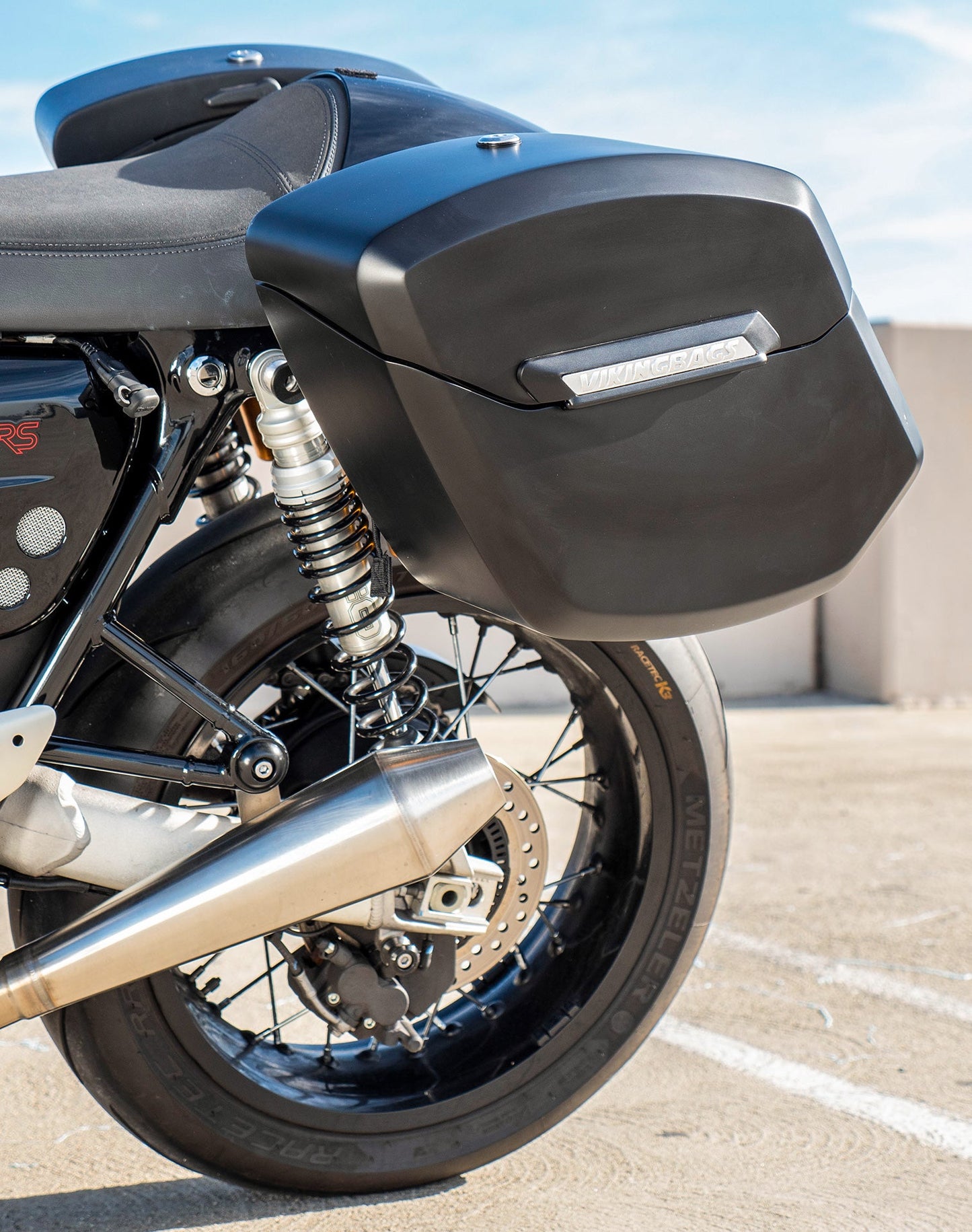 24L - Ironclad Quick-Mount Medium Triumph Thruxton RS Matte Hard Alforjas