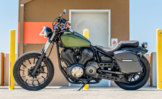 24L - Ironclad Quick-Mount Medium Yamaha Bolt Specific Matte Hard Alforjas