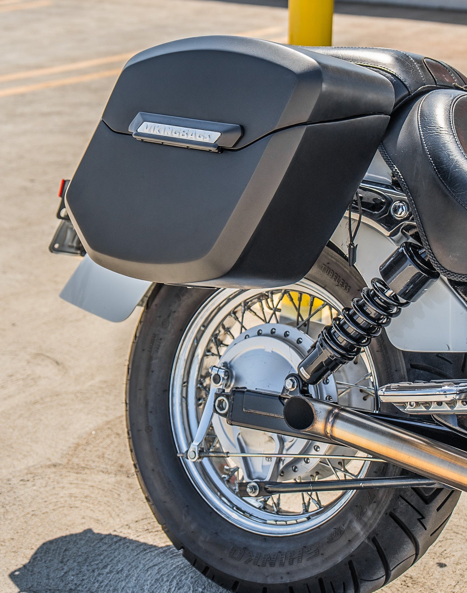 24L - Ironclad Quick-Mount Medium Honda 750 Shadow Aero Matte Hard Alforjas