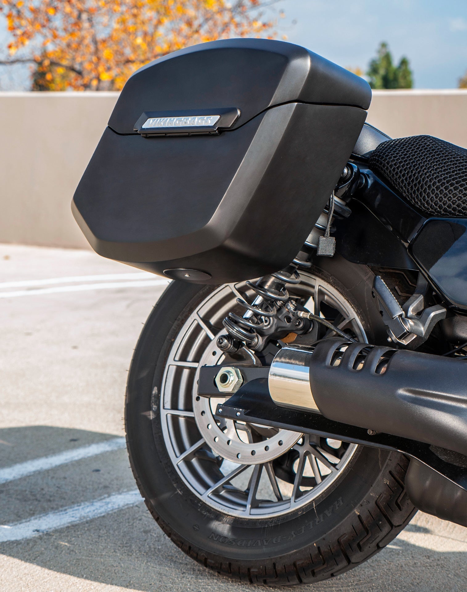 24L - Ironclad Quick-Mount Medium Harley Sportster Nightster RH975/S Matte Hard Alforjas