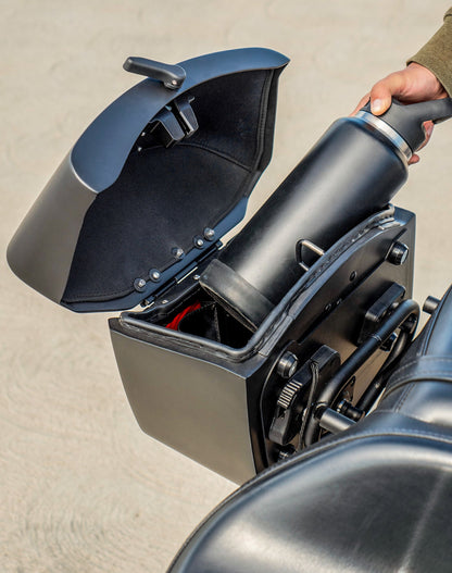 24L - Ironclad Quick-Mount Medium Kawasaki Vulcan 900 Classic VN900 Matte Hard Alforjas