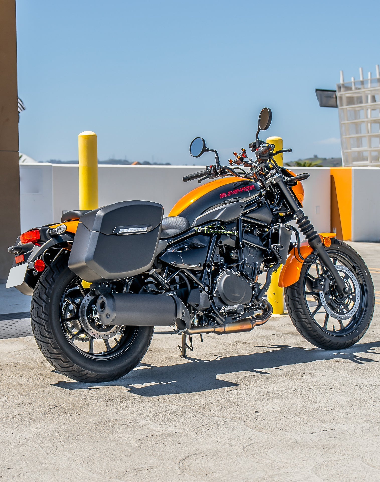 24L - Ironclad Quick-Mount Medium Kawasaki Eliminator 450 Matte Hard Alforjas