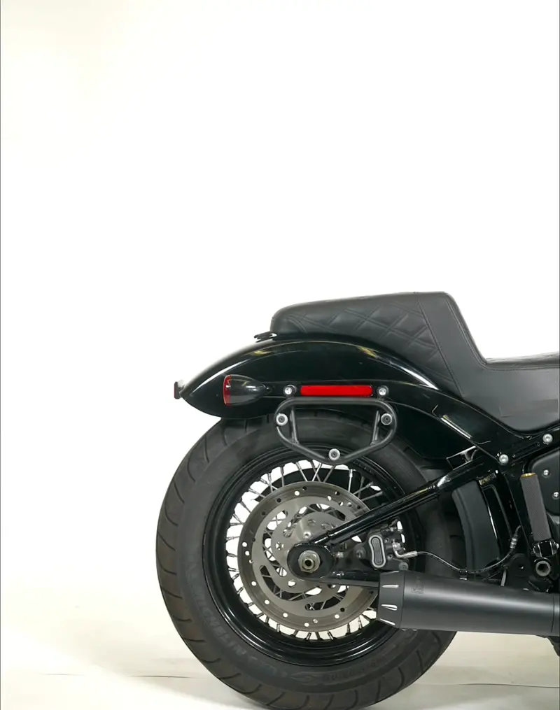 20L - Outlaw Quick-Mount Small Honda VTX 1300 C Leather Wrapped Hard Alforjas