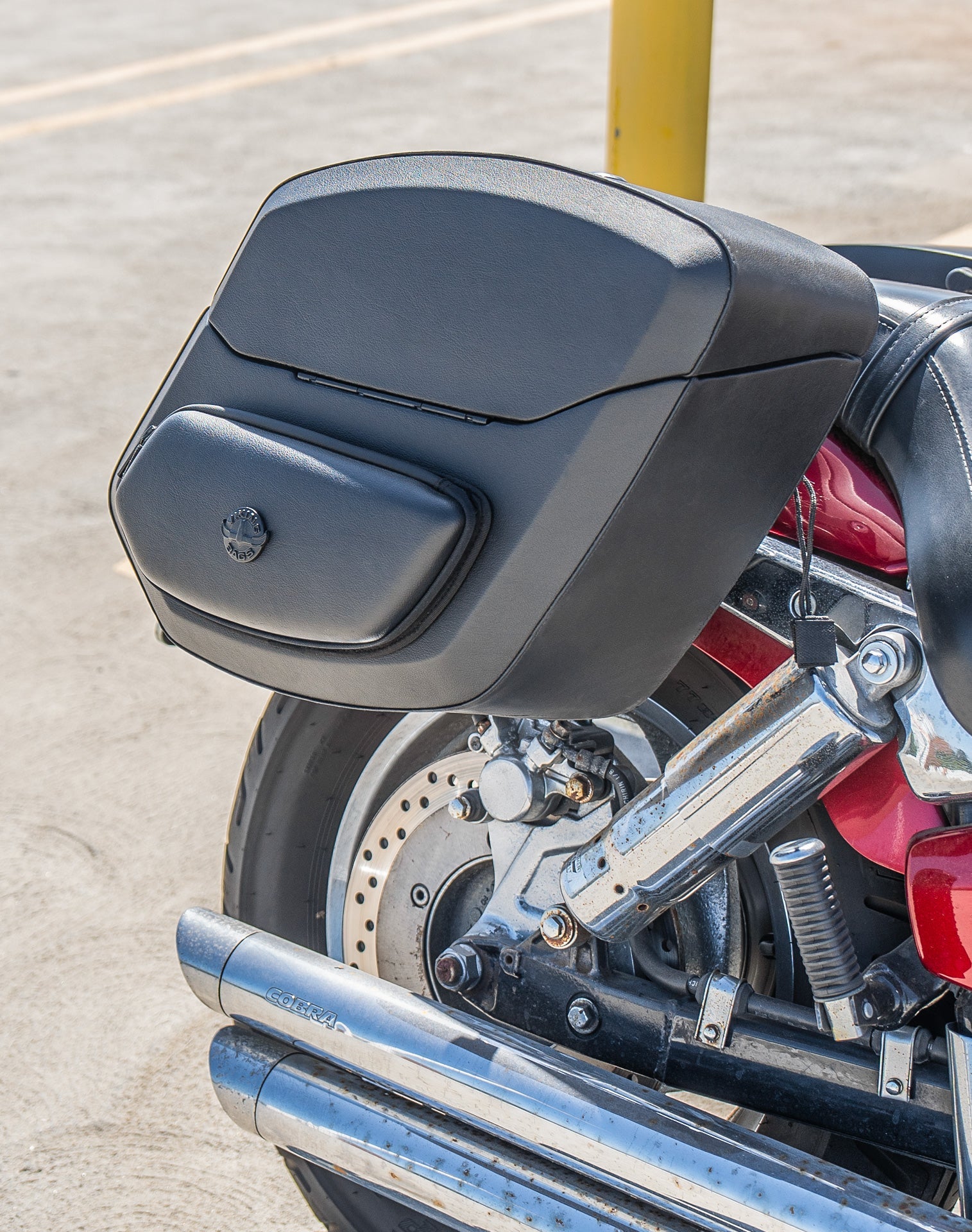 24L - Ironclad Quick-Mount Medium Honda VTX 1300 C Leather Wrapped Hard Alforjas