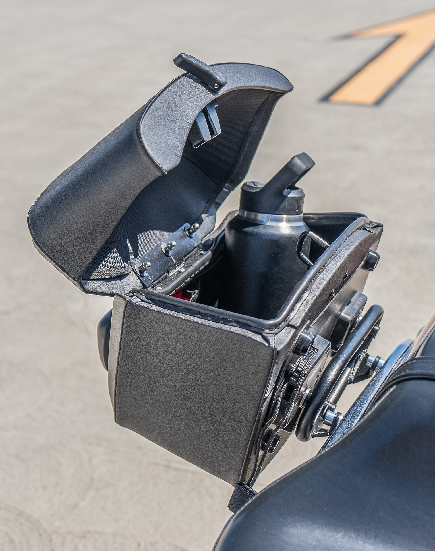 24L - Ironclad Quick-Mount Medium Honda VTX 1300 C Leather Wrapped Hard Alforjas