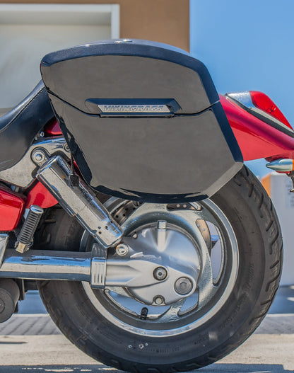 24L - Ironclad Quick-Mount Medium Honda VTX 1300 C Painted Hard Alforjas