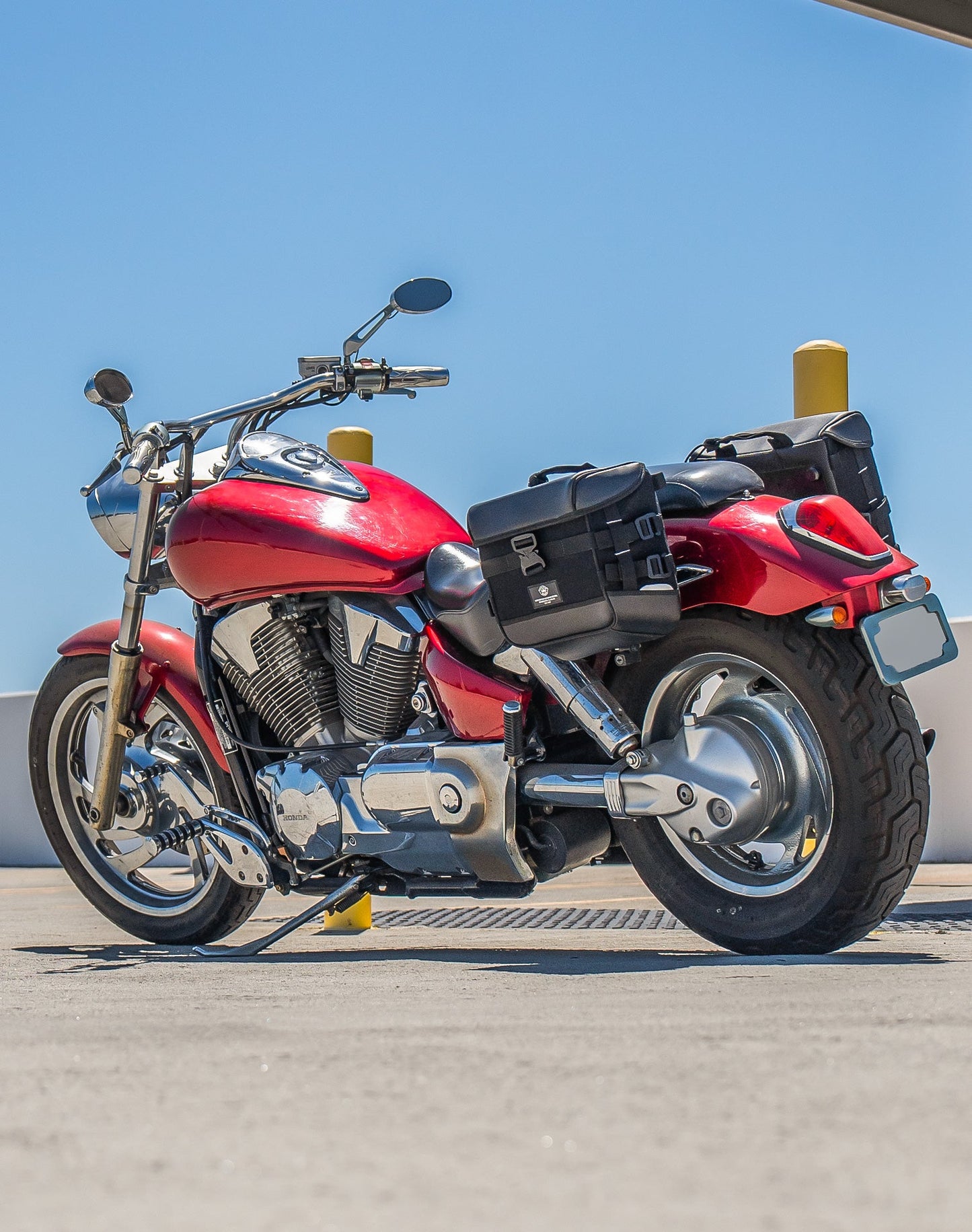 10L - Incognito Quick-Mount Small Honda VTX 1300 C Solo Alforja (Left Only)