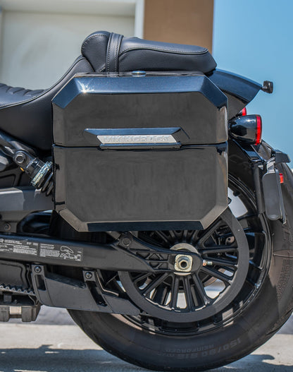20L - Outlaw Quick-Mount Small 2025+ Indian Scout Bobber Painted Hard Alforjas