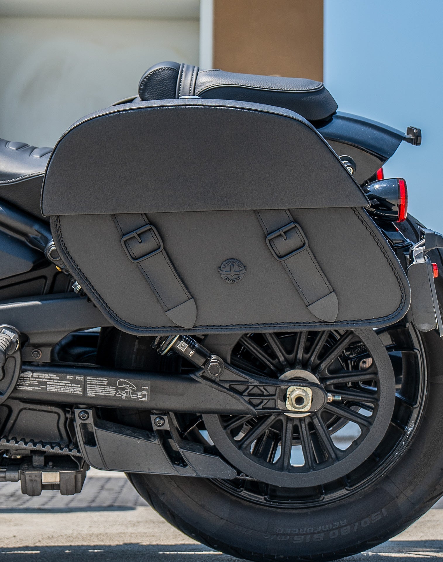 28L - Baelor Quick-Mount Medium 2025+ Indian Scout Bobber Motocicleta Alforjas