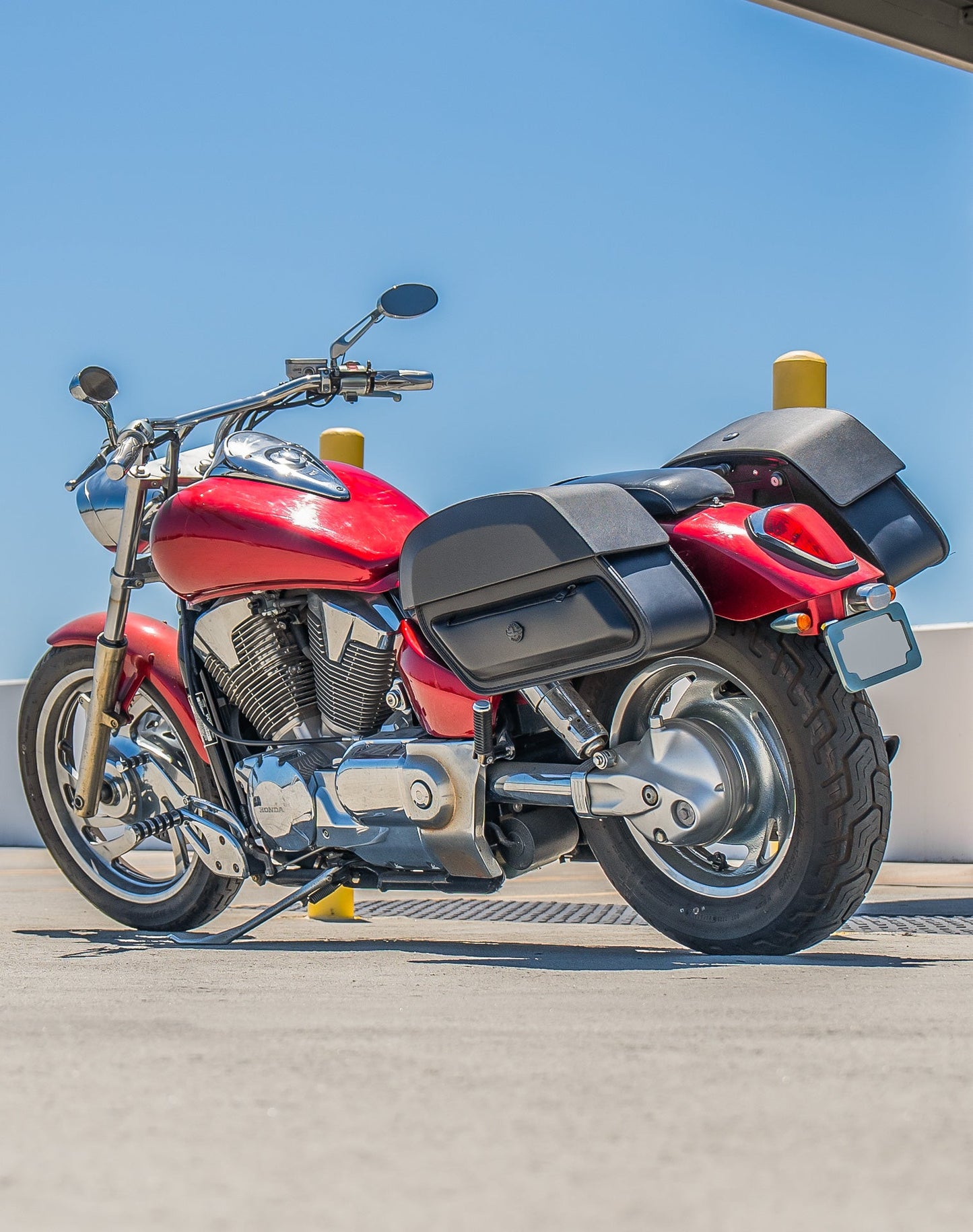28L - Pantheon Quick-Mount Medium Honda VTX 1300 C Motocicleta Alforjas