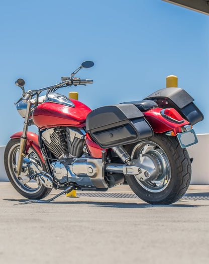 28L - Pantheon Quick-Mount Medium Honda VTX 1300 C Motocicleta Alforjas