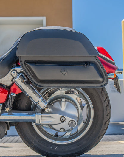 28L - Pantheon Quick-Mount Medium Honda VTX 1300 C Motocicleta Alforjas