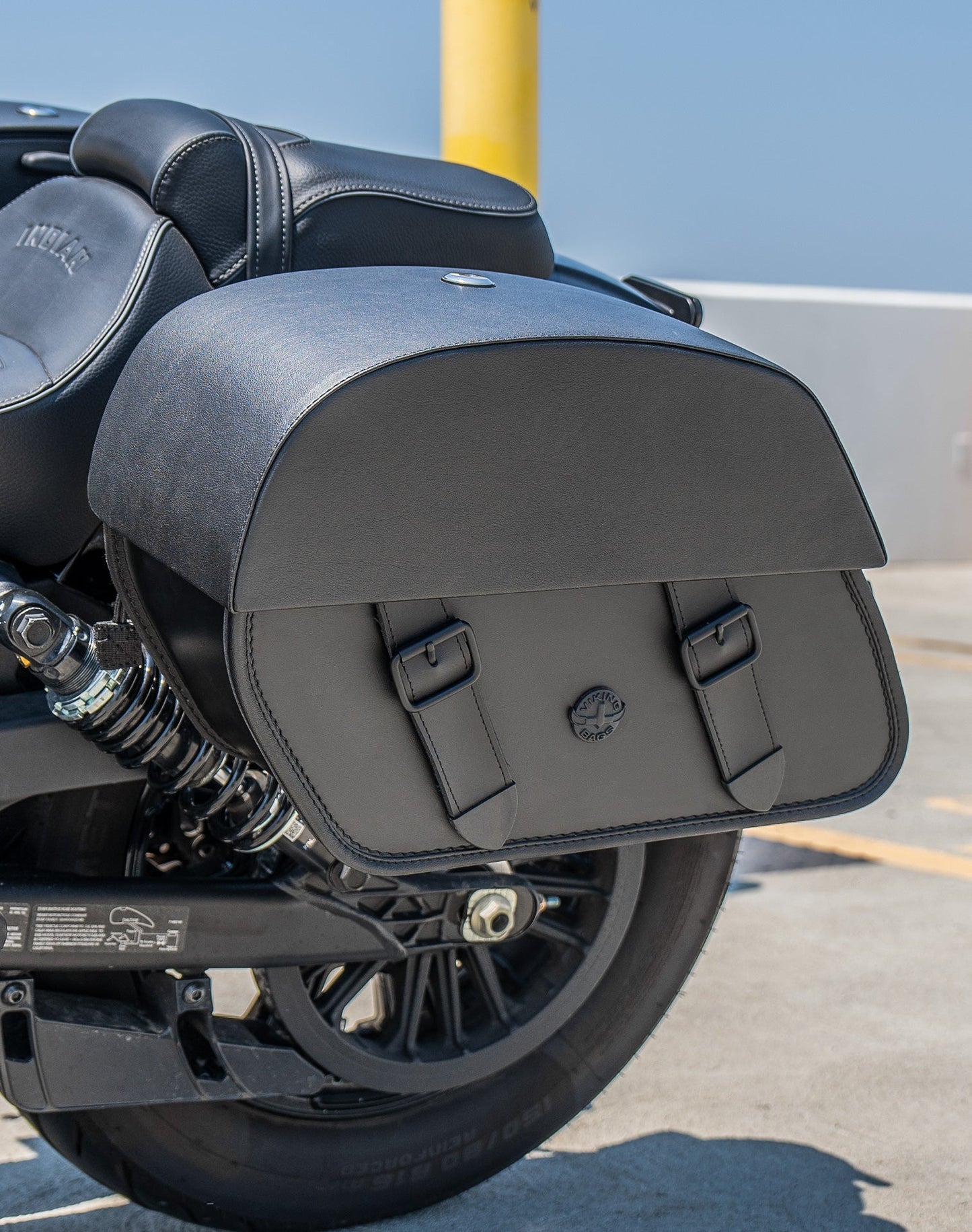 28L - Baelor Quick-Mount Medium 2025+ Indian Sport Scout Sixty Motocicleta Alforjas