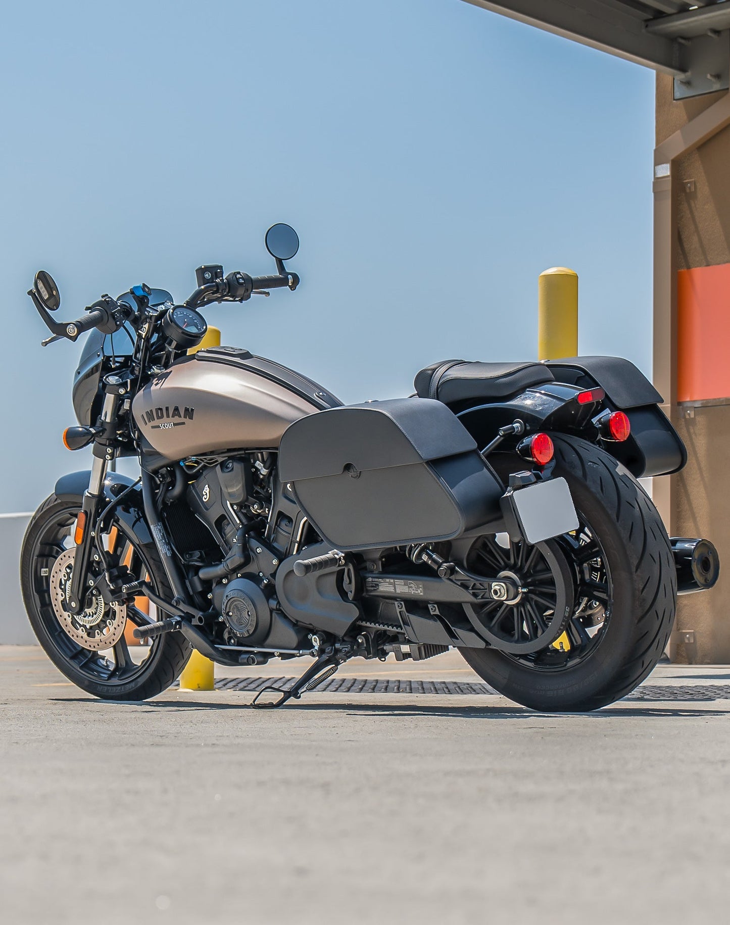 28L - Panzer Quick-Mount Medium 2025+ Indian Sport Scout Motocicleta Alforjas