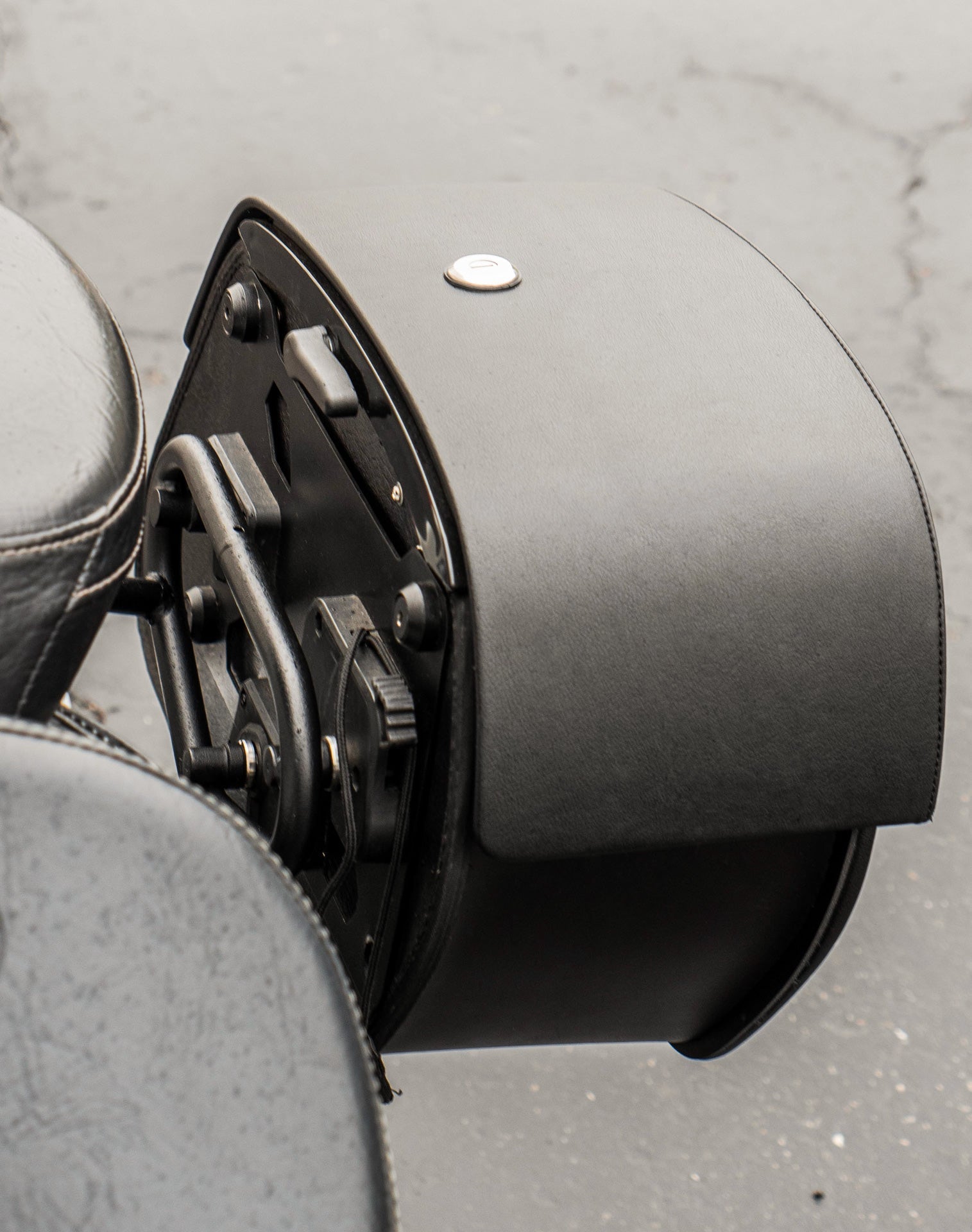 28L - Pantheon Quick-Mount Medium Indian Scout Classic 2025+ Motocicleta Alforjas