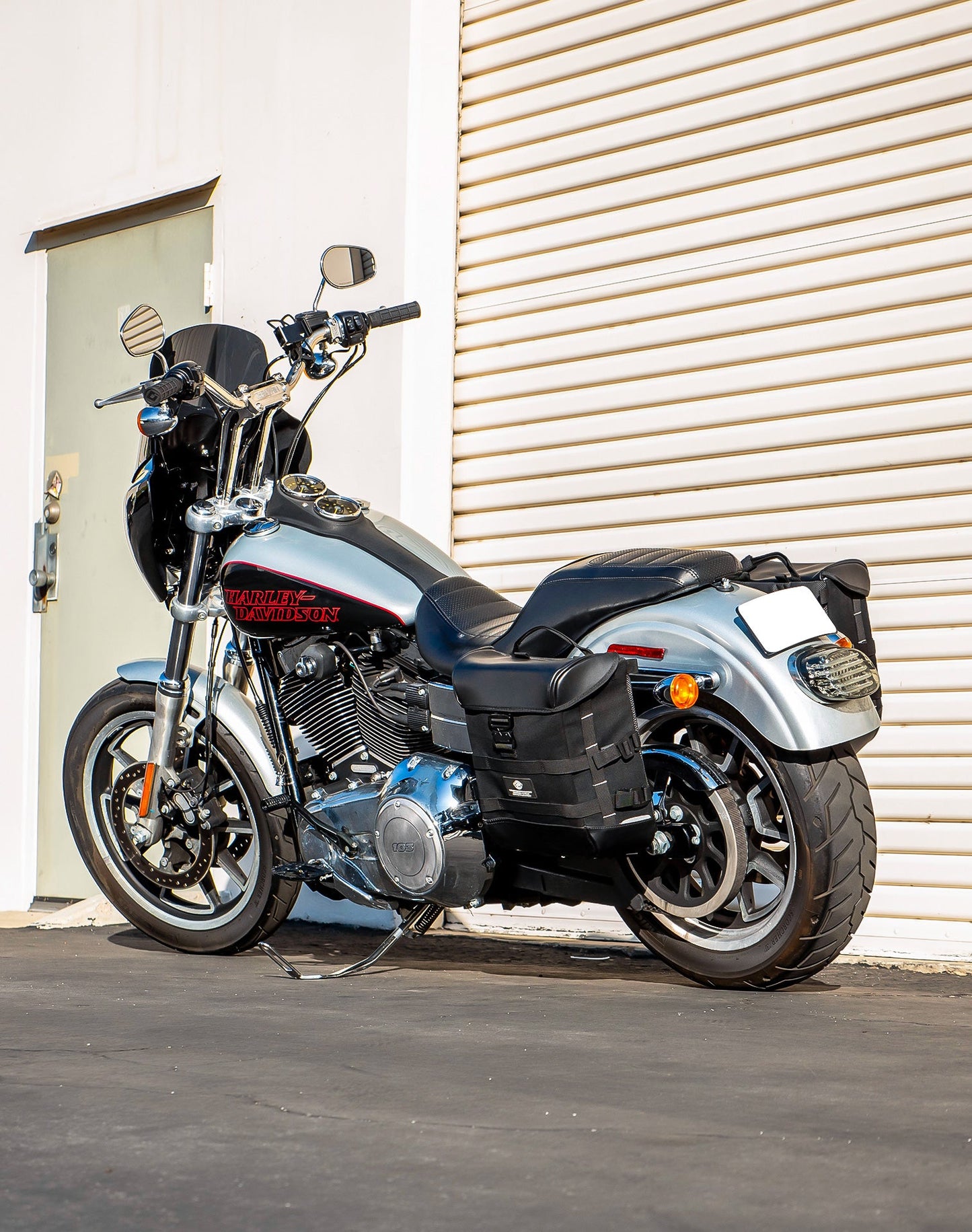 15L - Incognito Quick Mount Medium Solo Motocicleta Alforja (Left Only) para Harley Dyna Low Rider FXDL/I