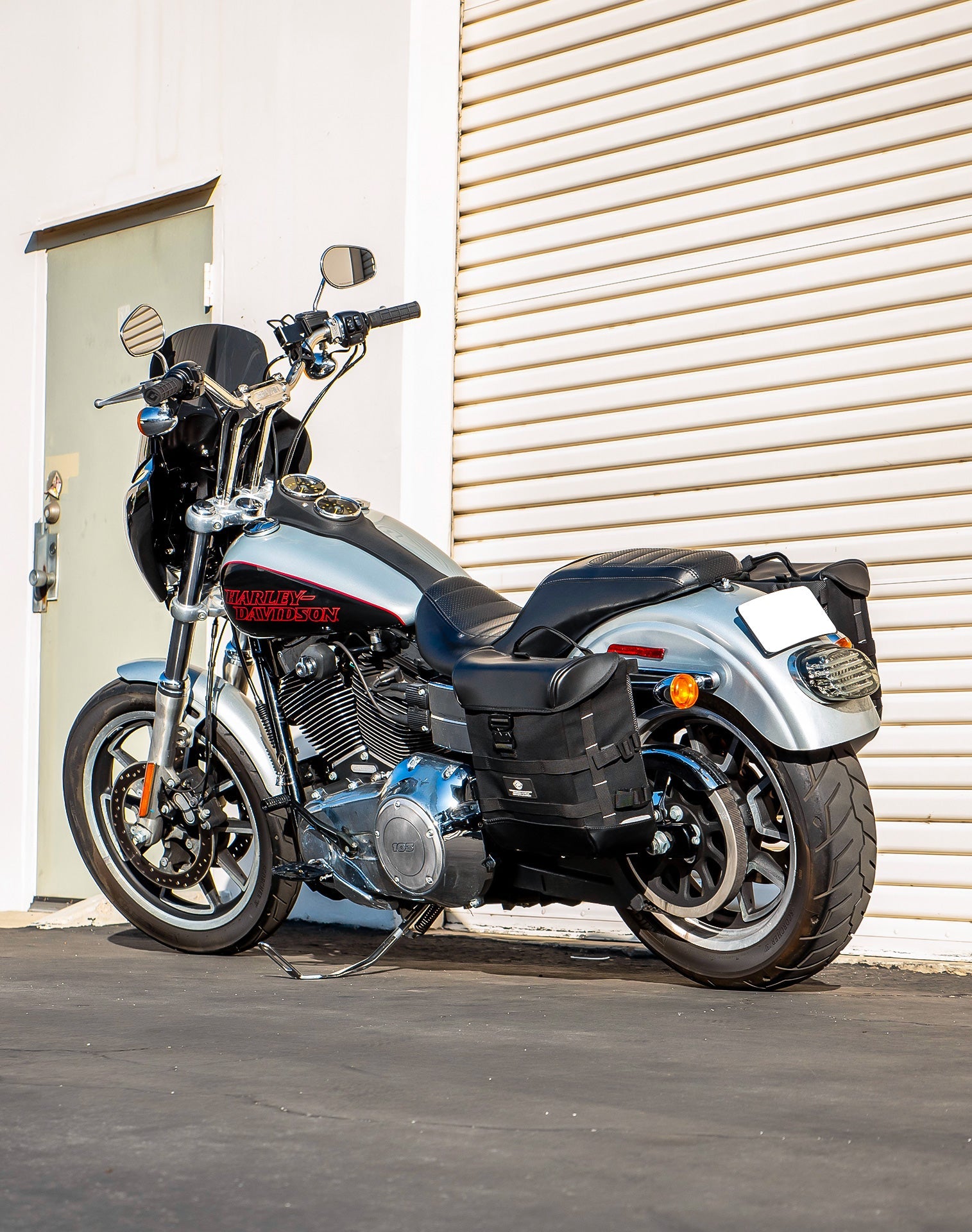 15L - Incognito Quick Mount Medium Solo Motocicleta Alforja (Left Only) para Harley Dyna Low Rider FXDL/I