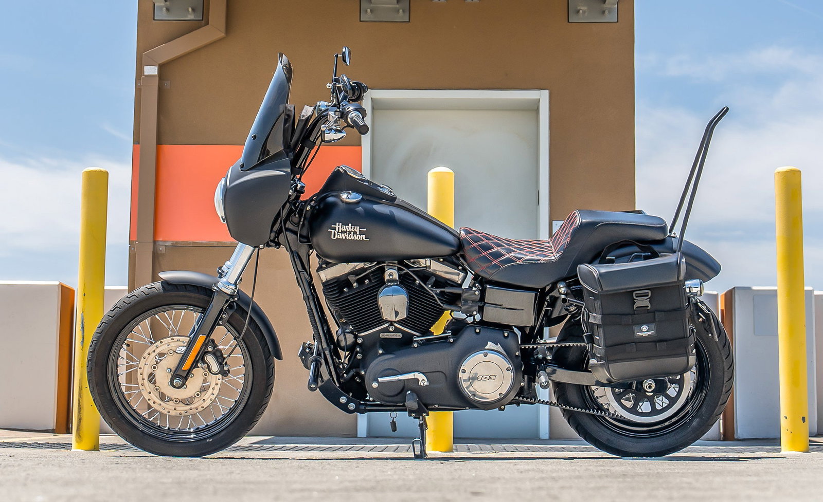 15L - Incognito Quick Mount Medium Solo Motocicleta Alforja (Left Only) para Harley Dyna Street Bob FXDB/I