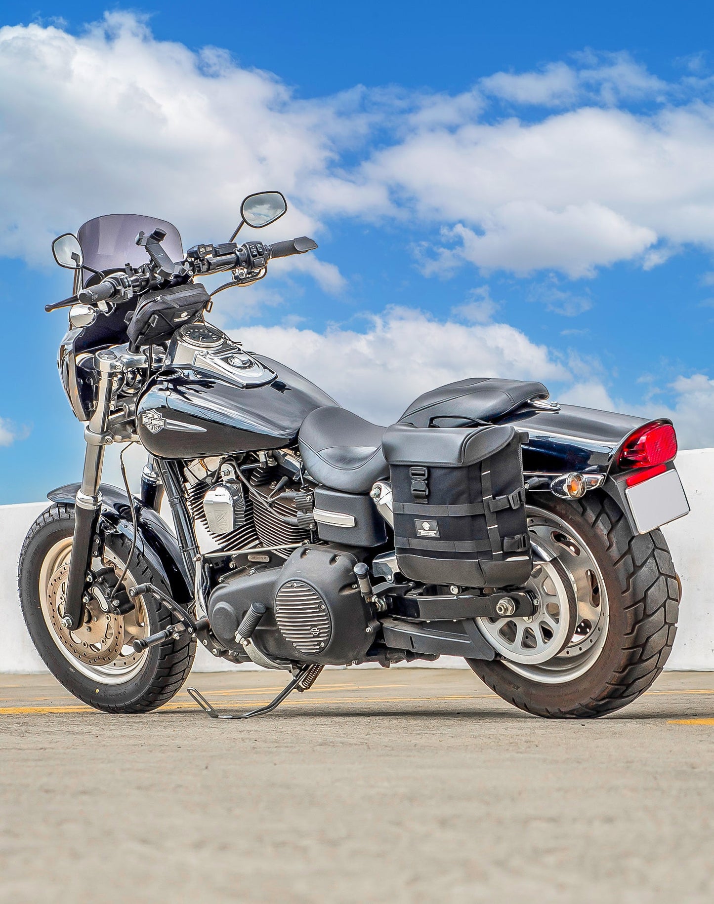 15L - Incognito Quick Mount Medium Solo Motocicleta Alforja (Left Only) para Harley Dyna Fat Bob FXDF/SE