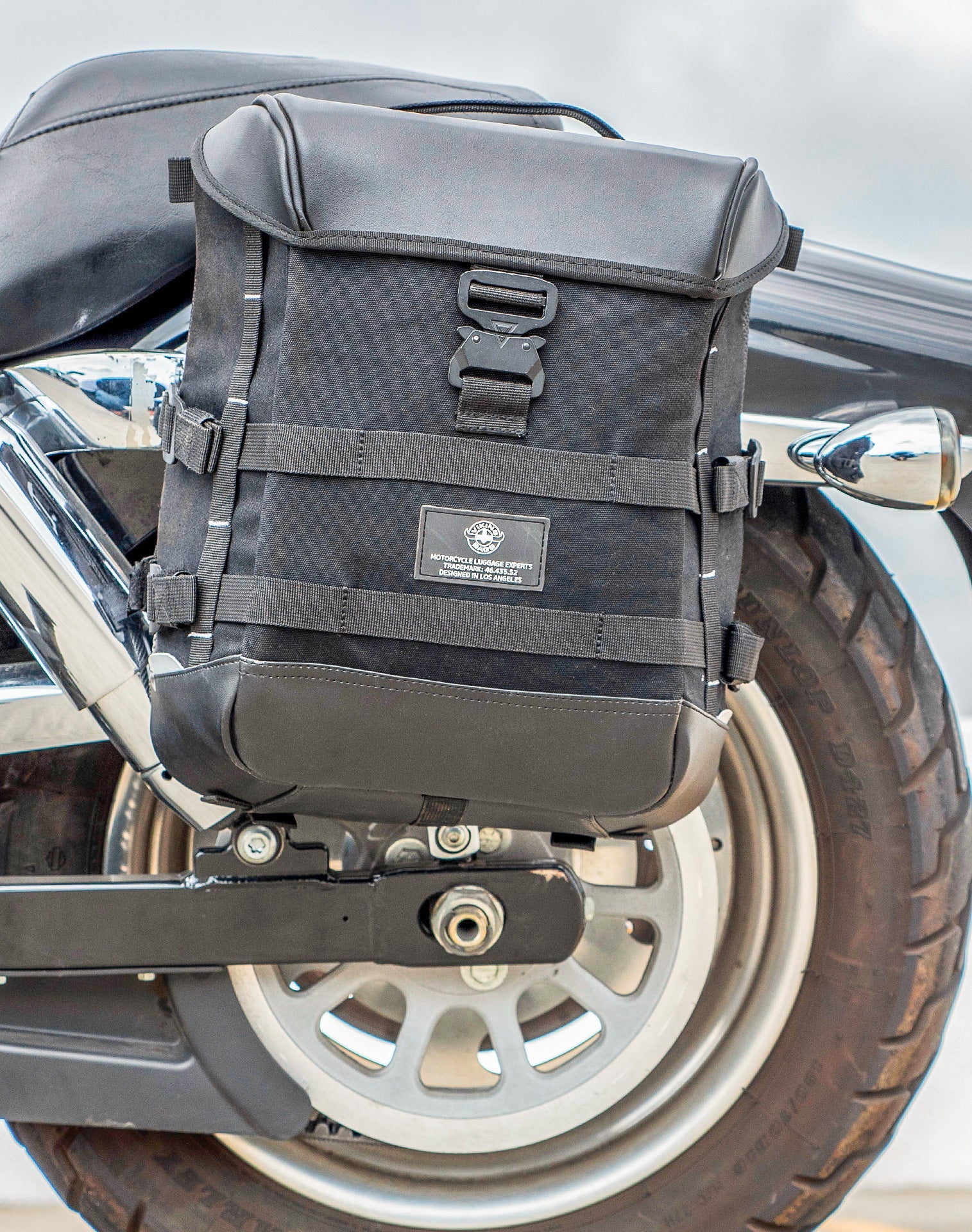 15L - Incognito Quick Mount Medium Solo Motocicleta Alforja (Left Only) para Harley Dyna Fat Bob FXDF/SE