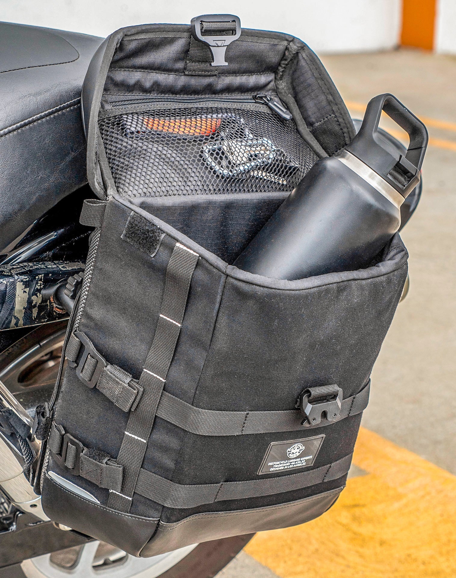 15L - Incognito Quick Mount Medium Solo Motocicleta Alforja (Left Only) para Harley Dyna Fat Bob FXDF/SE