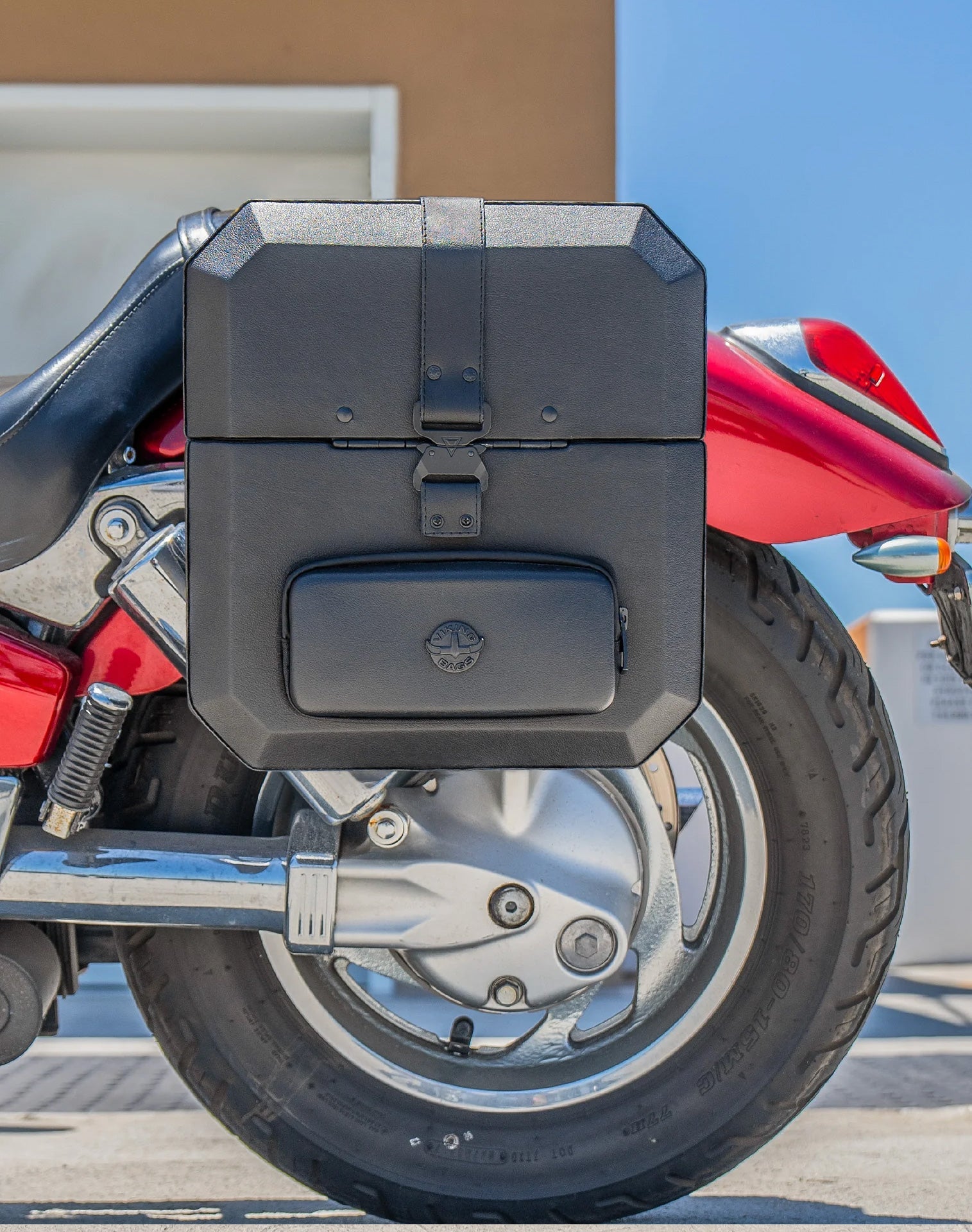 15L - Outlaw Quick-Mount Medium Honda VTX 1300 C Leather Wrapped Hard Alforjas (Left Only)