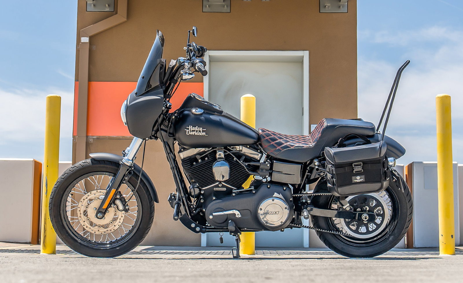 10L - Incognito Quick Mount Small Solo Alforja (Left Only) para Harley Davidson Dyna Street Bob FXDB/I