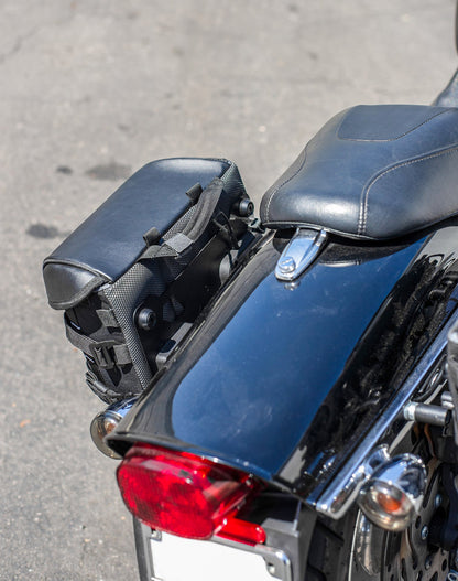 10L - Incognito Quick Mount Small Solo Alforja (Left Only) para Harley Davidson Dyna Fat Bob FXDF/SE
