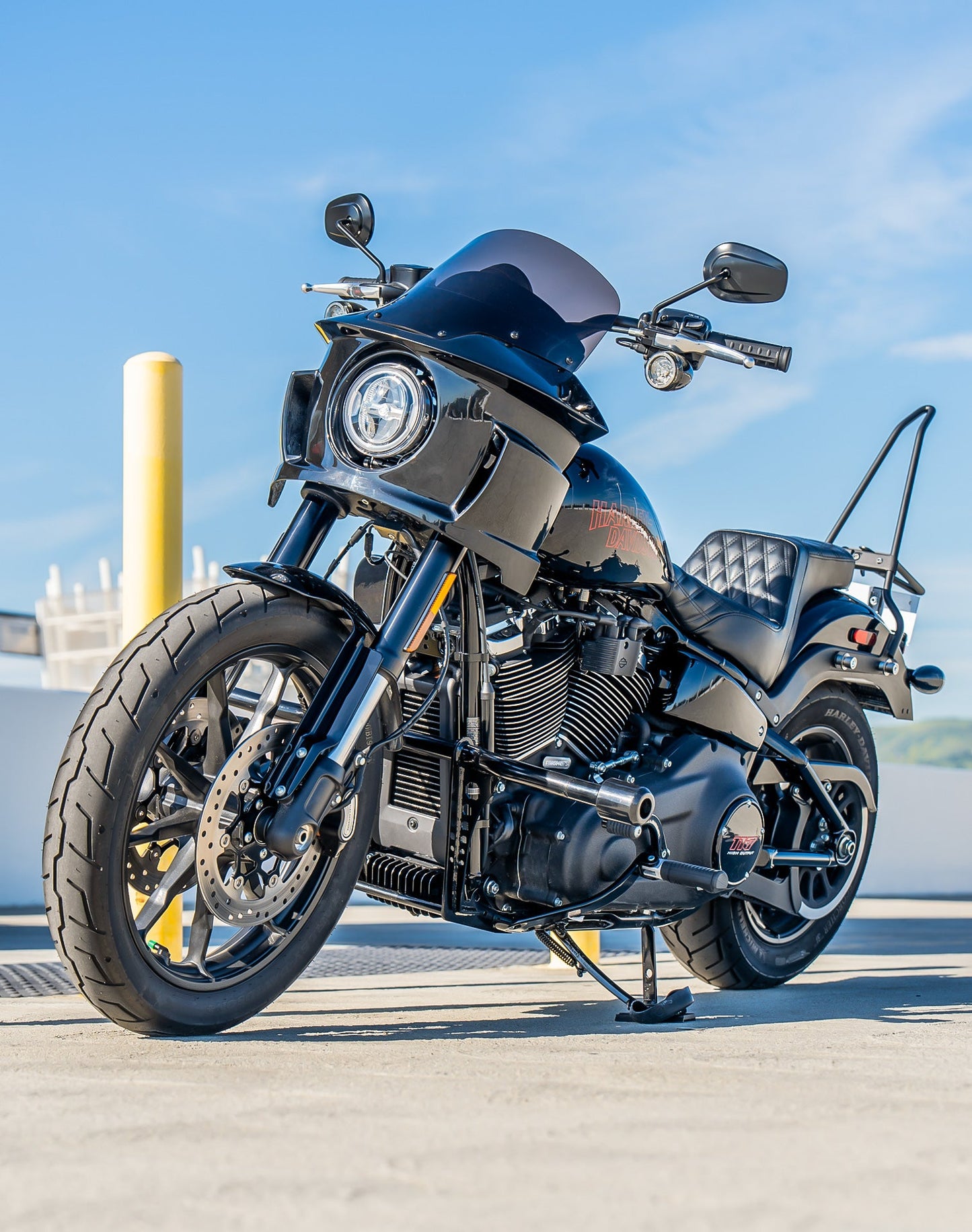 Viking Dominion Crash Bar/ Engine Guard para Harley Softail Low Rider S FXLRS Gloss Black