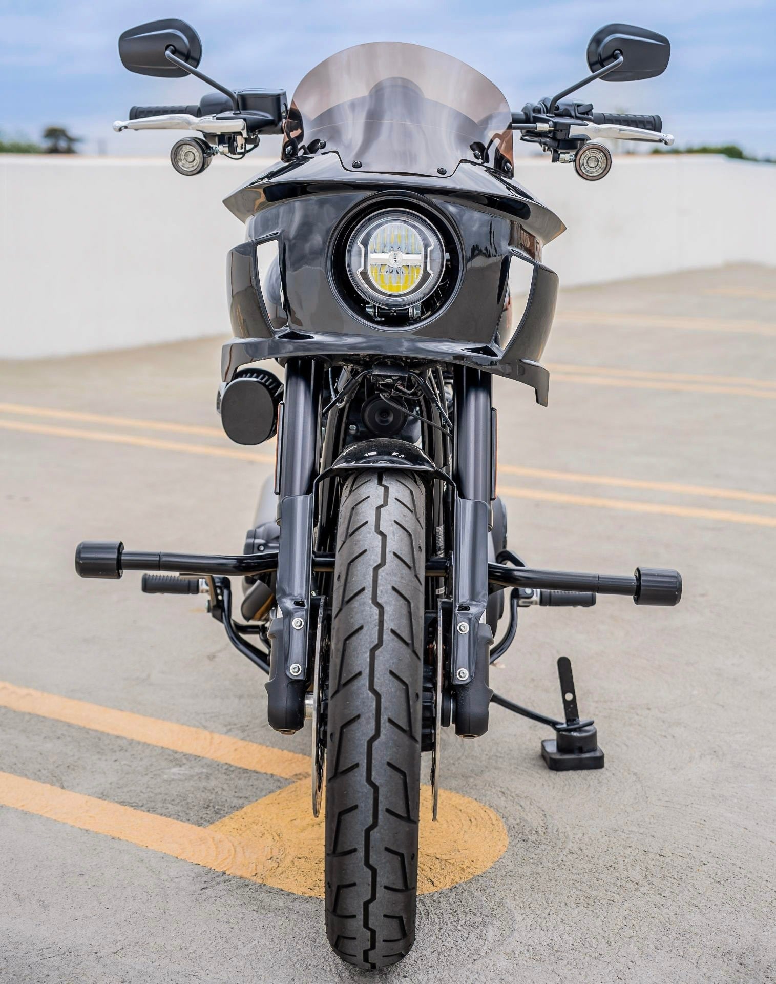 Viking Darkin Motocicleta Fairing para Harley Softail Low Rider S FXLRS Gloss Black