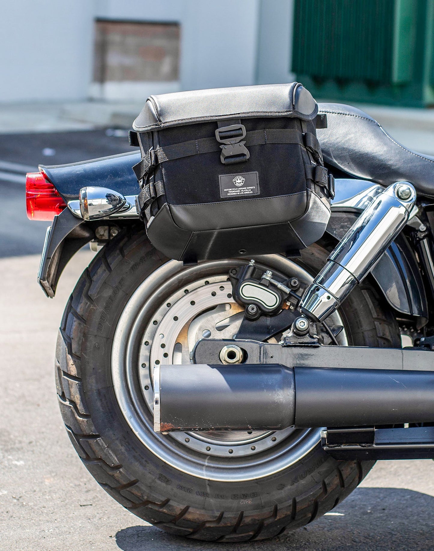 10L - Incognito Quick Mount Small Solo Motocicleta Alforja (Right Only) para Harley Dyna Fat Bob FXDF/SE