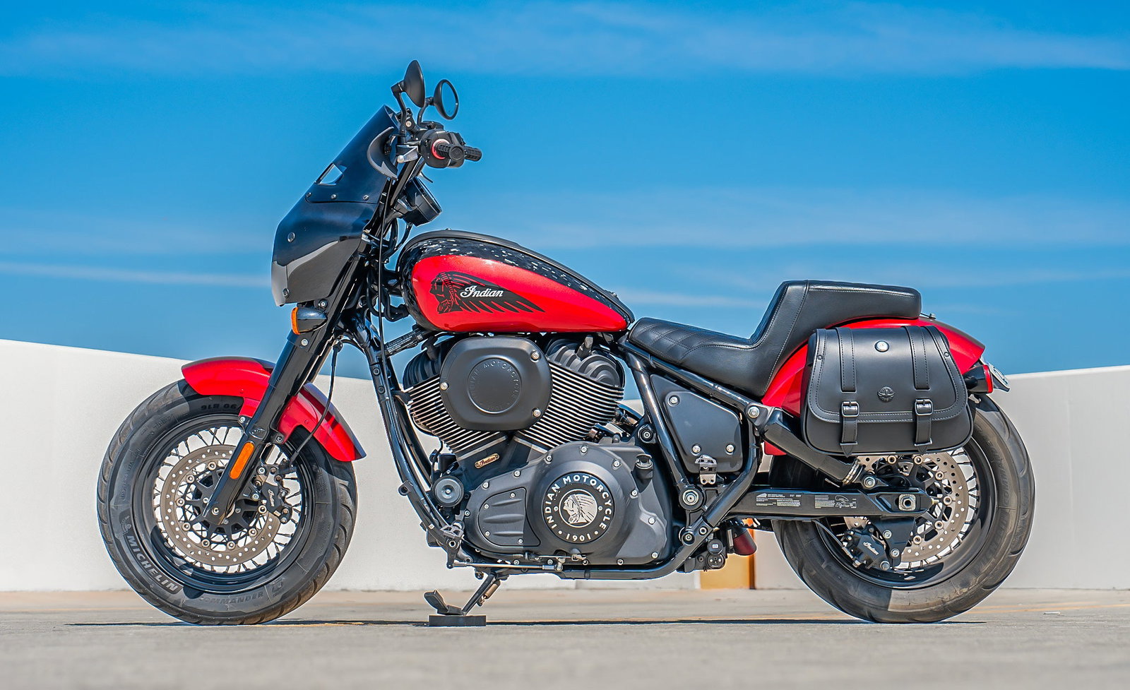 25L - SpiritBlade Medium Indian Chief Dark Horse Leather Motocicleta Alforjas