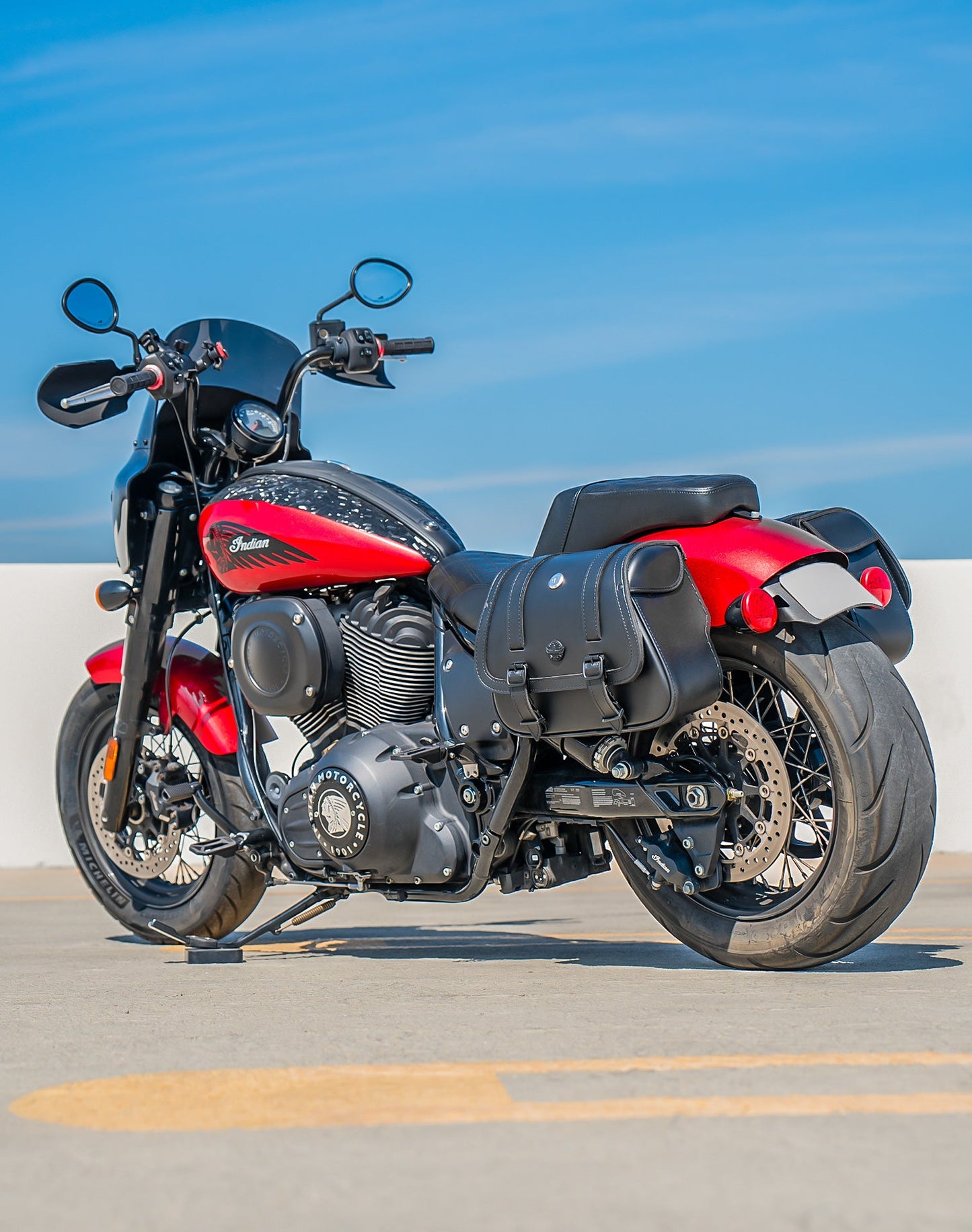 25L - SpiritBlade Medium Indian Chief Dark Horse Leather Motocicleta Alforjas