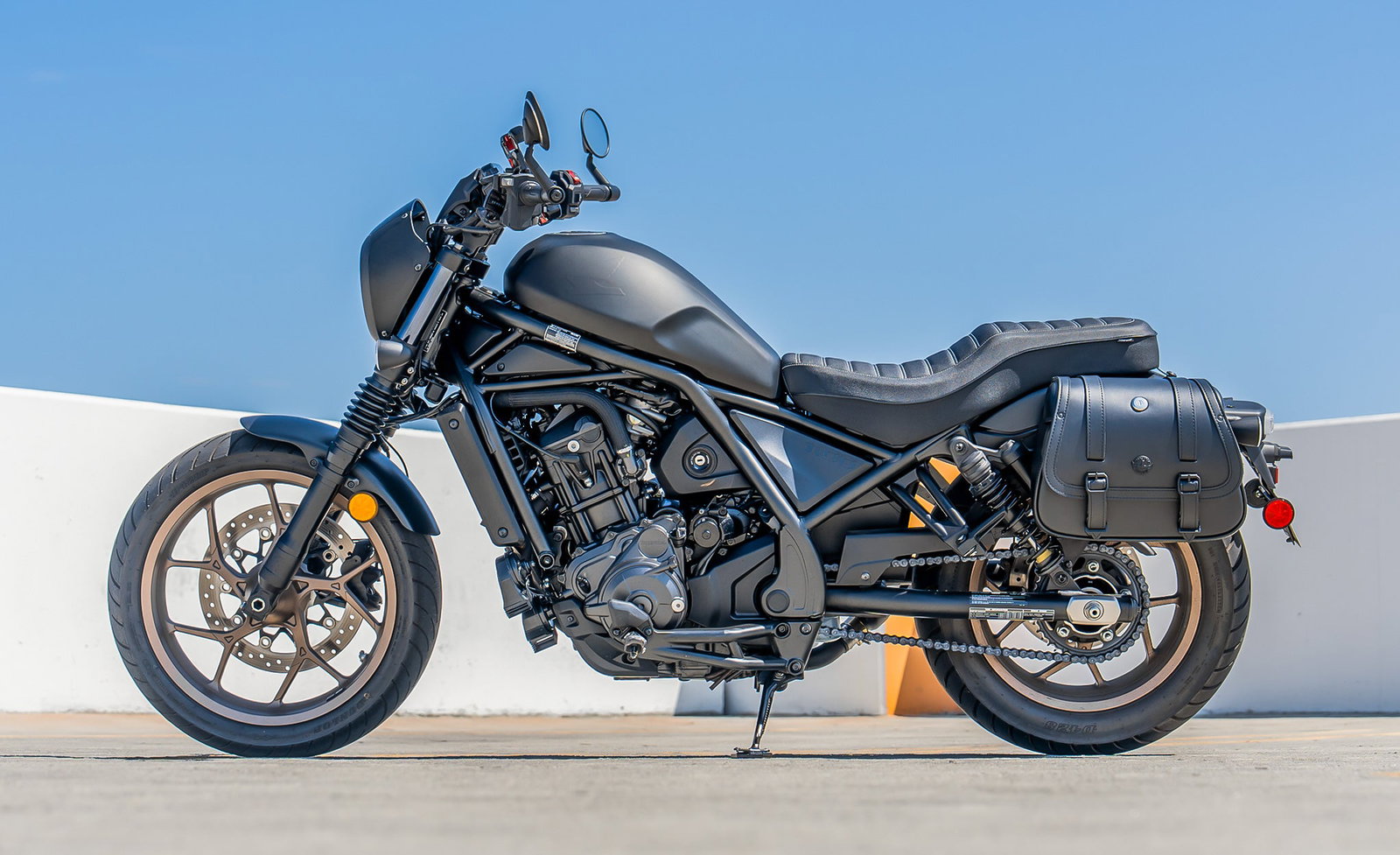 25L - SpiritBlade Medium Honda Rebel 1100 CMX1100 Leather Motocicleta Alforjas