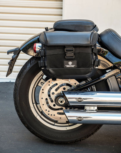 10L - Incognito Quick Mount Small Solo Motocicleta Alforja (Right Only) para Harley Softail Standard FXST