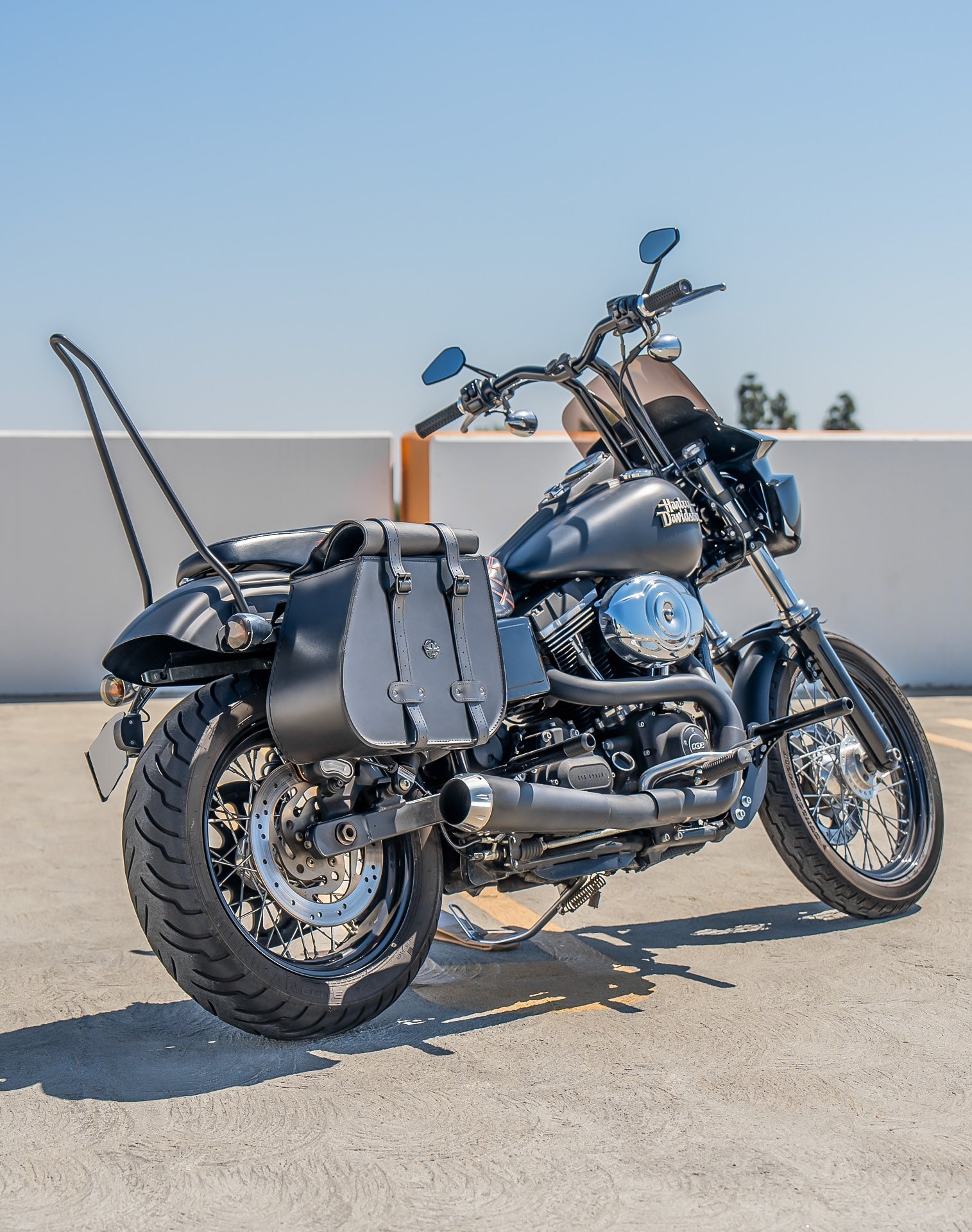 45L - Wraith XL Roll-Top Quick-Mount Shock Cutout Alforjas para Harley Dyna Low Rider FXDL/I