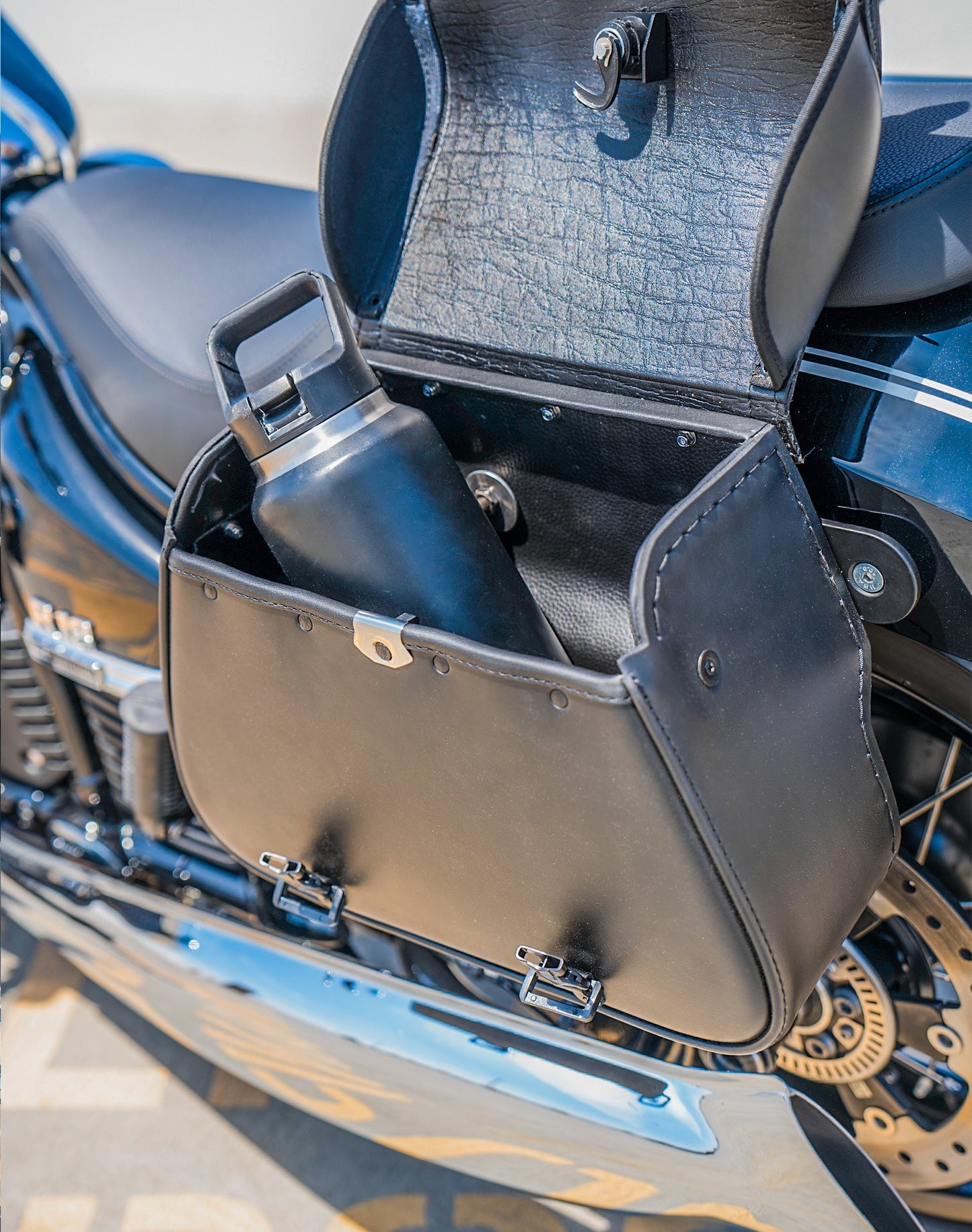 25L - SpiritBlade Medium BMW R18 Leather Motocicleta Alforjas