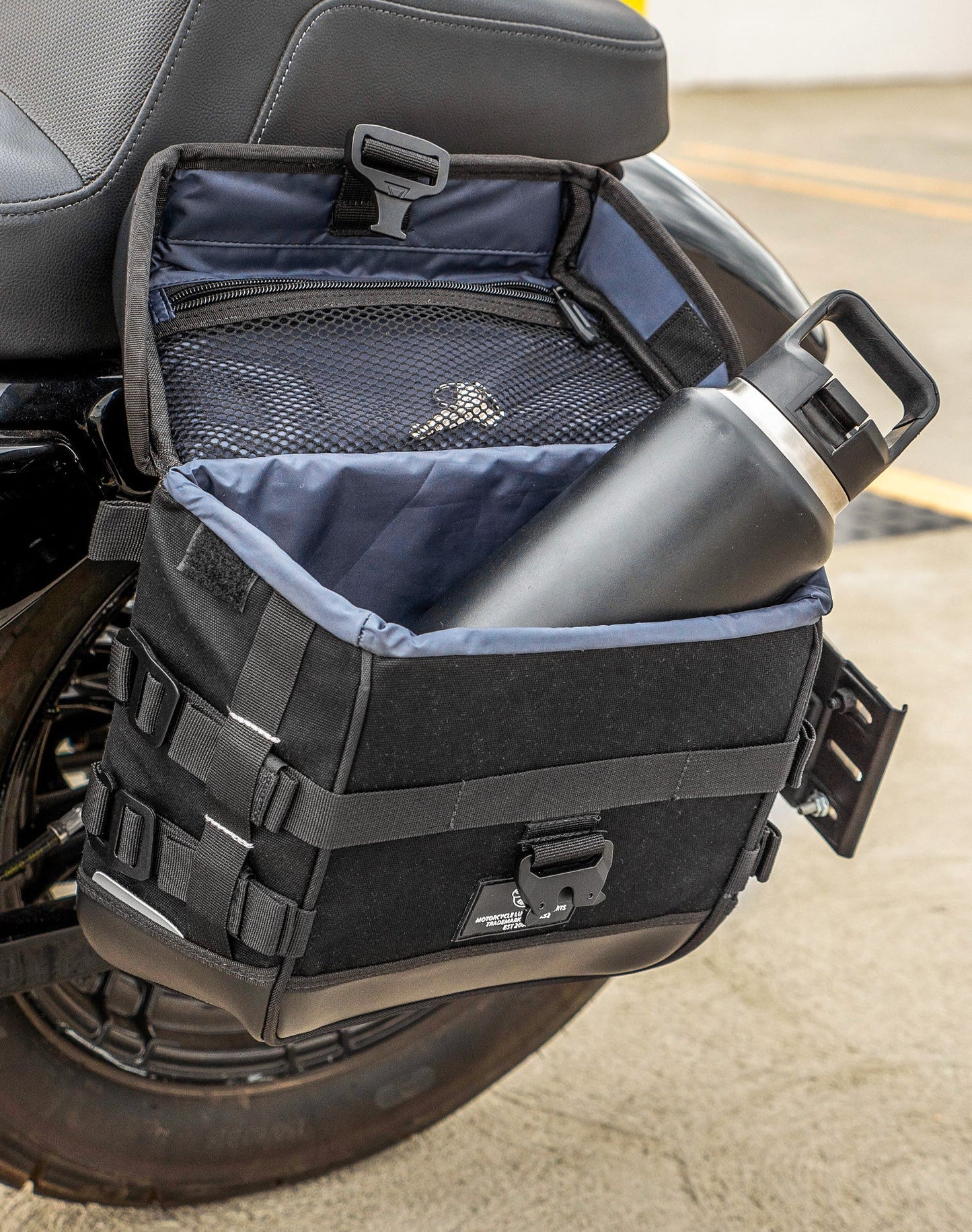 10L - Incognito Quick Mount Small Solo Motocicleta Alforja (Left Only) para Harley Sportster Forty Eight XL1200X/XL1200XS