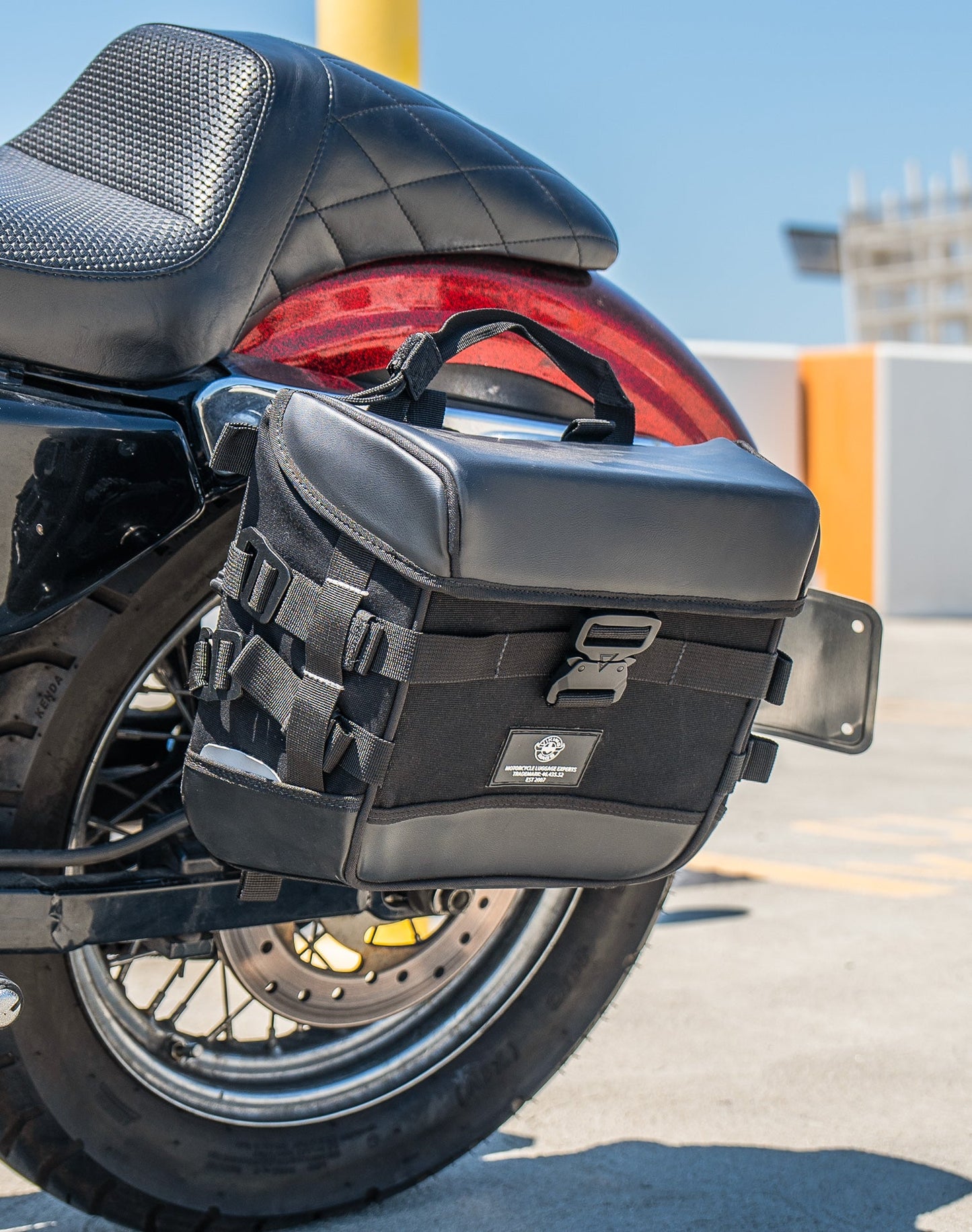 10L - Incognito Quick Mount Small Solo Motocicleta Alforja (Left Only) para Harley Sportster Seventy Two XL1200V