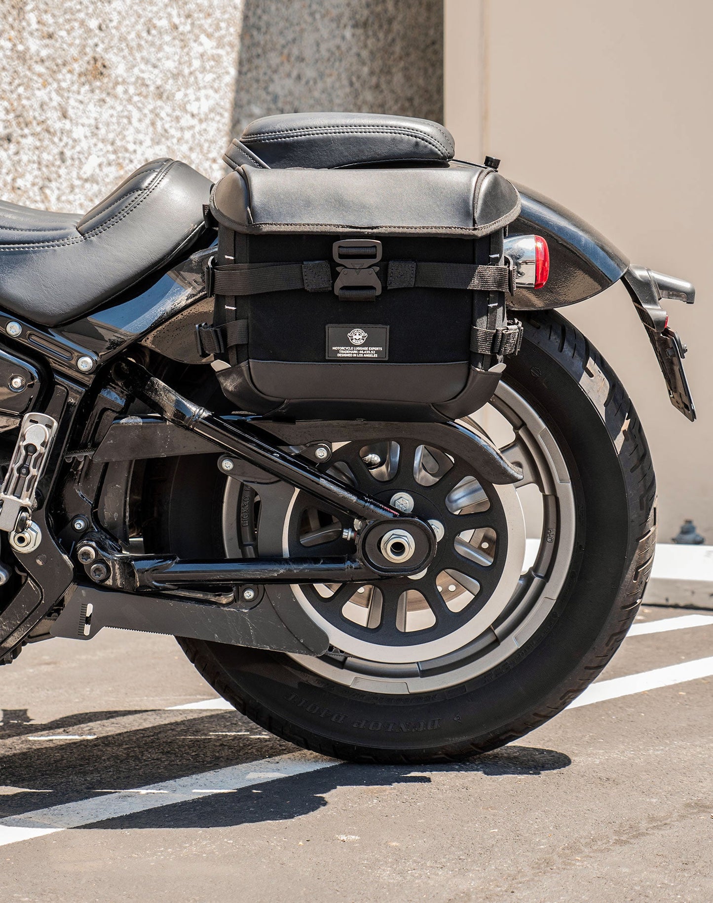 10L - Incognito Quick Mount Small Solo Motocicleta Alforja (Left Only) para Harley Softail Standard FXST