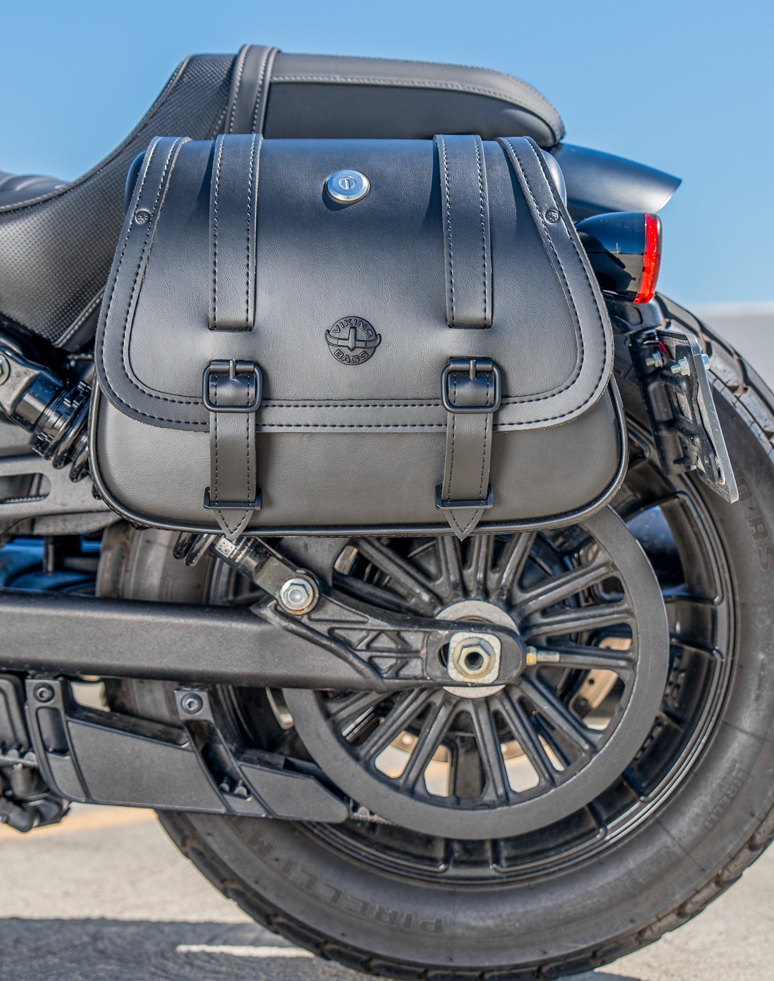 25L - SpiritBlade Medium Indian Scout Rogue Sixty Leather Motocicleta Alforjas