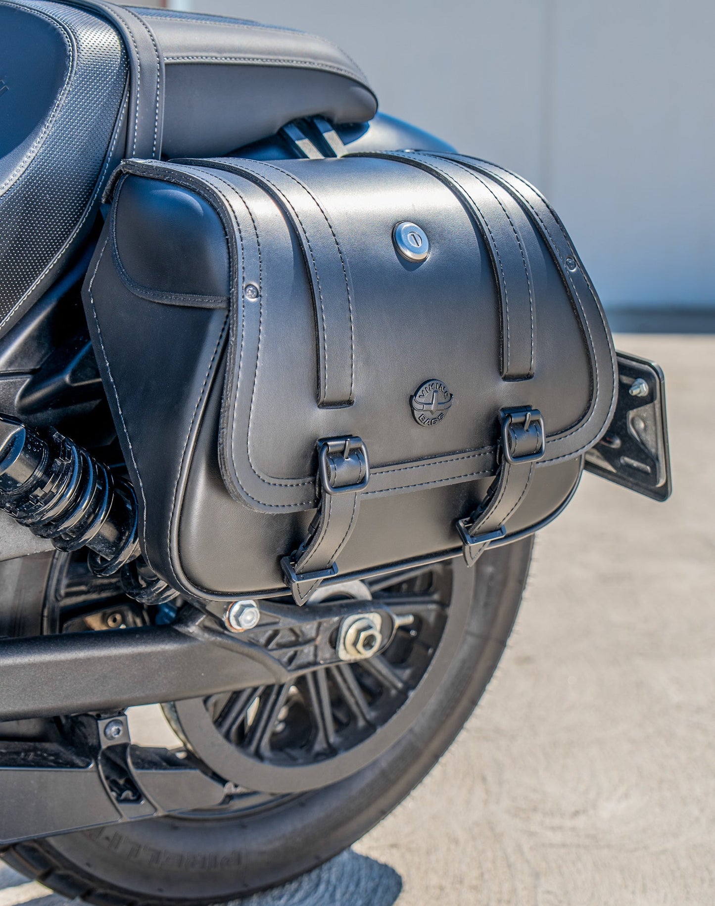 25L - SpiritBlade Medium Indian Scout Rogue Sixty Leather Motocicleta Alforjas
