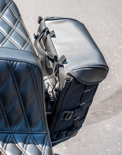 15L - Incognito Quick Mount Medium Solo Alforja (Left Only) para Harley Softail Low Rider ST FXLRST